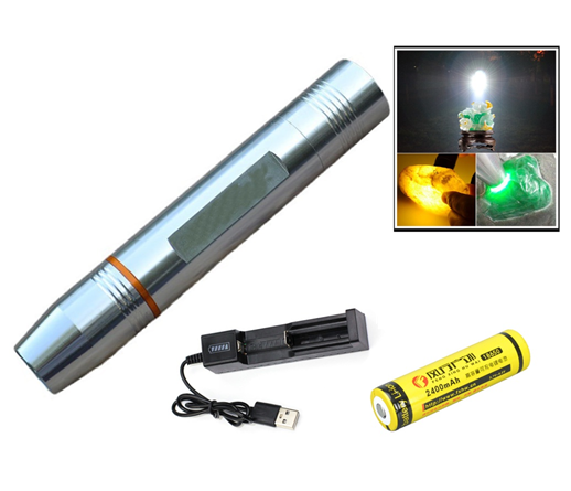 Mini Linterna Led Recargable con Estuche LN691 (3 modos)