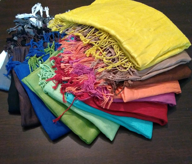 Pañuelo Pashmina Chalina Lisa (colores surtidos)